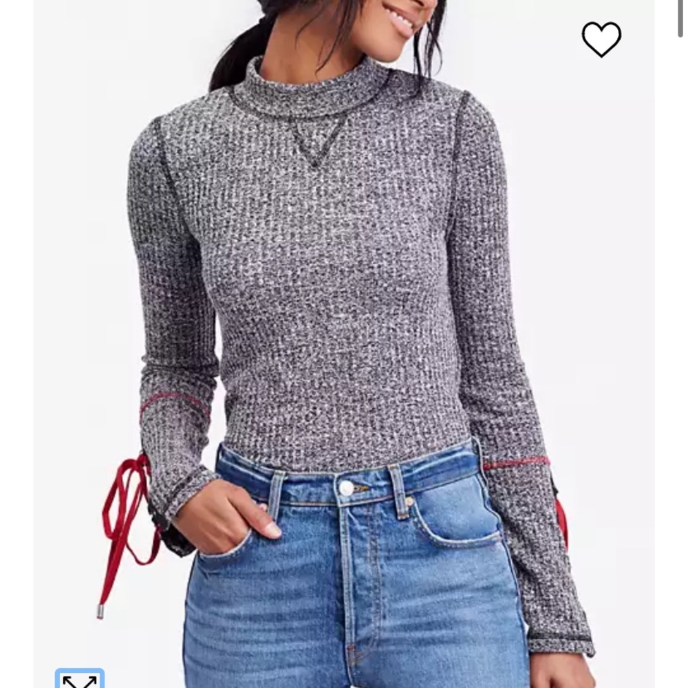 Free People Lace up sleeve Sweater Sz S